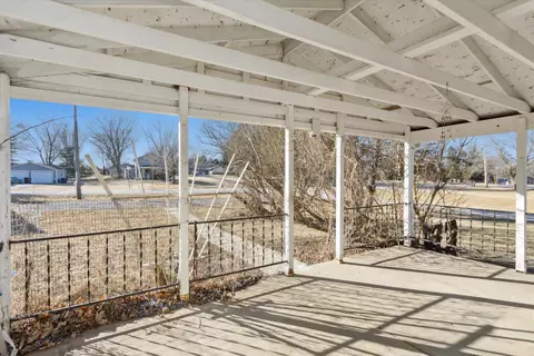 904 E Webb St, Davis, IL 61019 photo 4