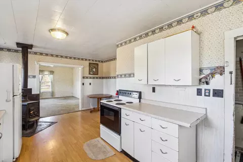 904 E Webb St, Davis, IL 61019 photo 37