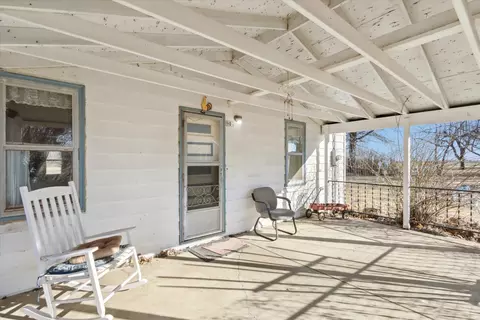904 E Webb St, Davis, IL 61019 photo 5