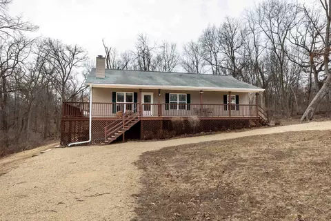 12 A86 Roosevelt Ln, Apple River, IL 61001
