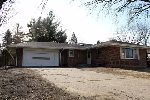 1232 Bedford Ln, Rockford, IL 61107