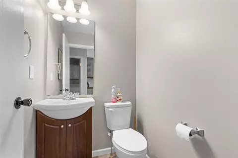 622 Berglund Rd, Pecatonica, IL 61063 photo 8
