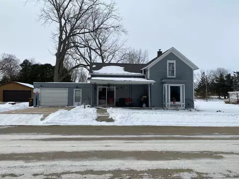 306 Linn St, Shannon, IL 61078