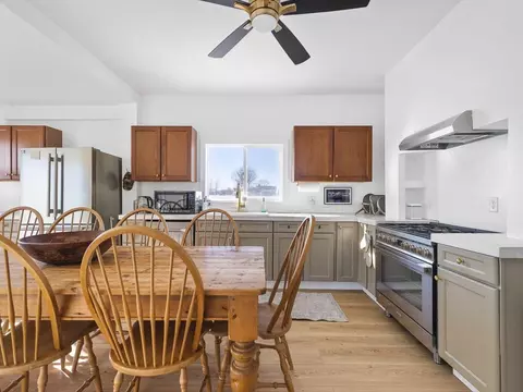 8435 E Stagecoach Trl, Warren, IL 61087 photo 16