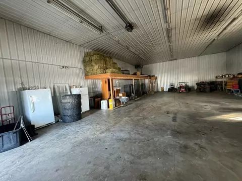 8435 E Stagecoach Trl, Warren, IL 61087 photo 40