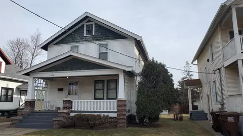 1618 9th St, Rockford, IL 61104