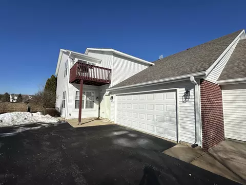 10344 Marblewing Apt 2 Rd, Roscoe, IL 61073
