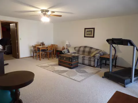 2902 Acorn Dr, Freeport, IL 61032 photo 19