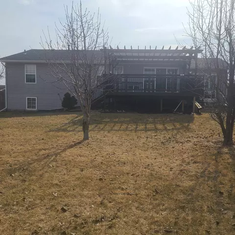 Exterior - 623 Ballymore Rd, Roscoe, IL 61073 photo 3 of 6