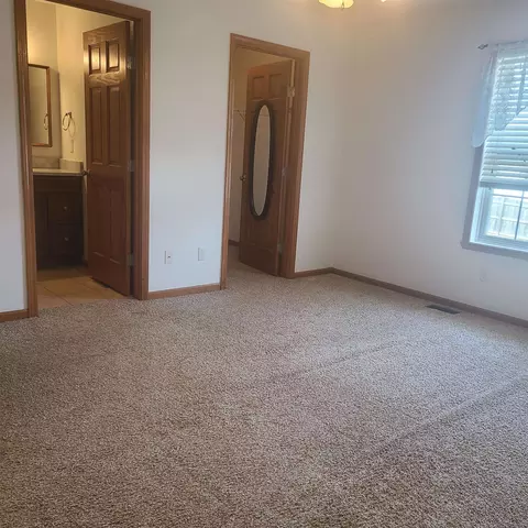 Bedroom - 623 Ballymore Rd, Roscoe, IL 61073 photo 4 of 4