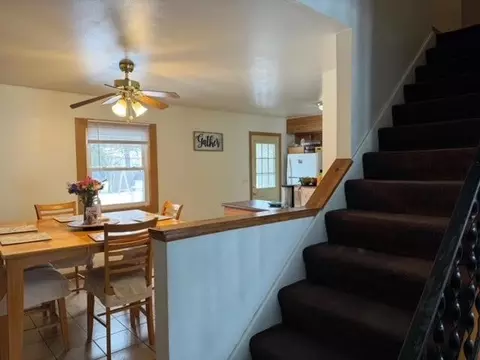 Entry Way - 1002 1004 E 5th St, Belvidere, IL 61008 photo 1 of 1