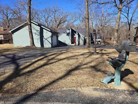 12 A110 Truman Ct, Apple River, IL 61001