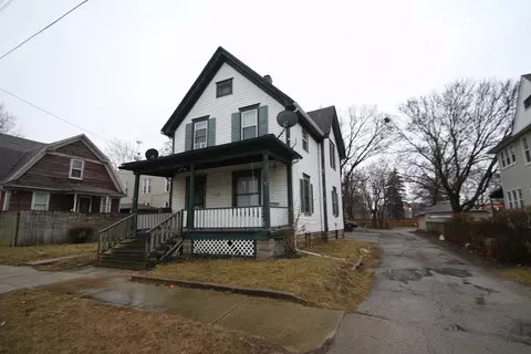 1033 Spafford Ave, Rockford, IL 61107