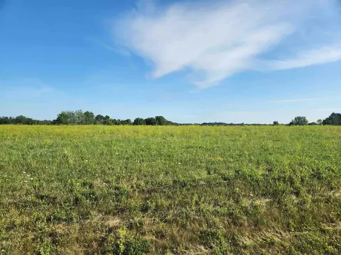 24-45 Lake Carroll Blvd, Lake Carroll, IL 61046