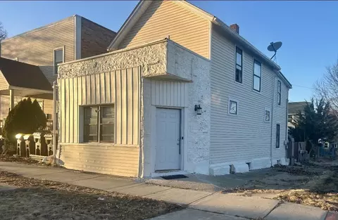 1101 Cunningham St, Rockford, IL 61102