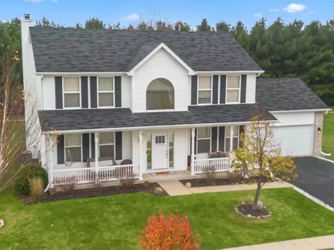 551 Scotts Army Trl, Belvidere, IL 61008