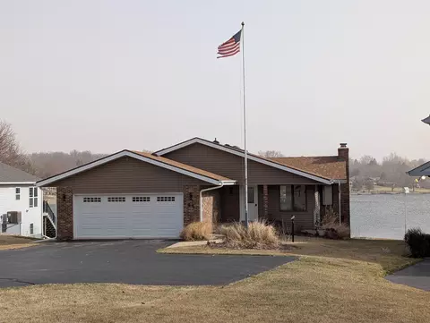 44 Delburne Dr, Lake Summerset, IL 61019