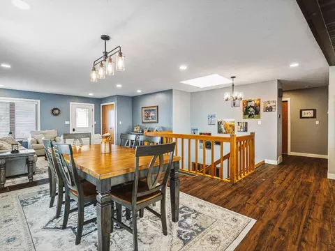Dining - 44 Delburne Dr, Lake Summerset, IL 61019 photo 3 of 4