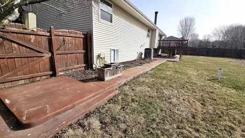 6647 Meadowbrook, Roscoe, IL 61073 photo 42