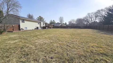 6647 Meadowbrook, Roscoe, IL 61073 photo 40