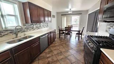 6647 Meadowbrook, Roscoe, IL 61073 photo 5