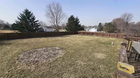 6647 Meadowbrook, Roscoe, IL 61073 photo 32