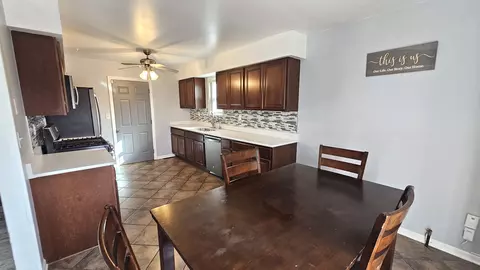 6647 Meadowbrook, Roscoe, IL 61073 photo 3