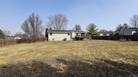6647 Meadowbrook, Roscoe, IL 61073 photo 38
