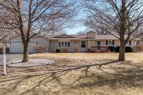4840 Linview Dr, Rockford, IL 61109
