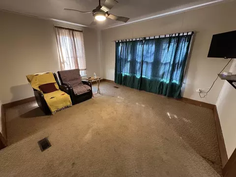Living - 321 N Argyle St, Lanark, IL 61046 photo 1 of 4
