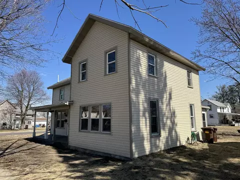 Exterior - 321 N Argyle St, Lanark, IL 61046 photo 6 of 6