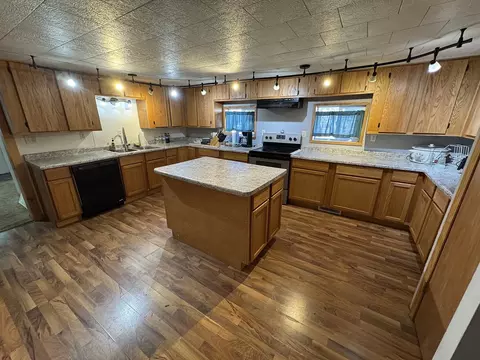 Kitchen - 321 N Argyle St, Lanark, IL 61046 photo 4 of 4