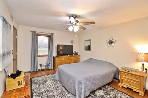 9807 Double Ditch Cir, Roscoe, IL 61073 photo 9