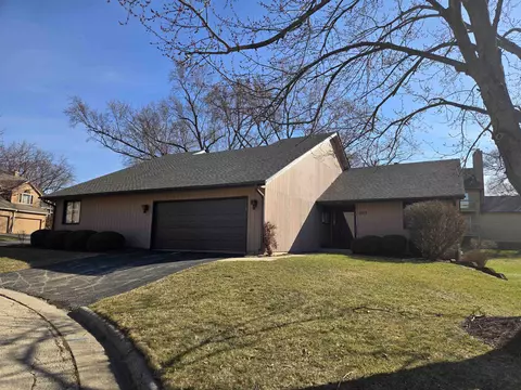 4103 Caraway Ct, Loves Park, IL 61111