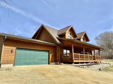 4 E A154 E Apple Canyon Rd, Apple River, IL 61001