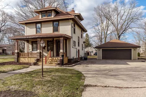 303 E Union St, Rockton, IL 61072 photo 3