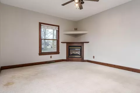303 E Union St, Rockton, IL 61072 photo 16