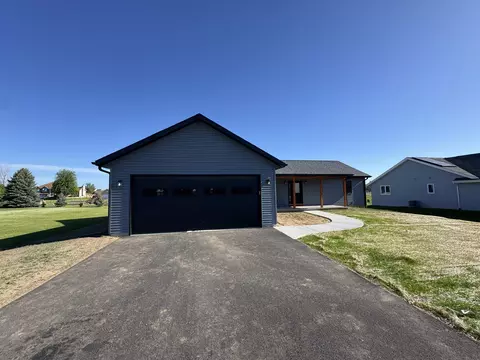 533 Countryside Dr, Stillman Valley, IL 61084