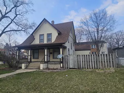 1625 Auburn St, Rockford, IL 61103