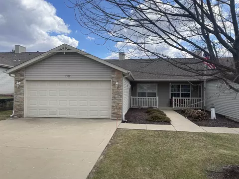7979 Brixham Rd, Rockford, IL 61107