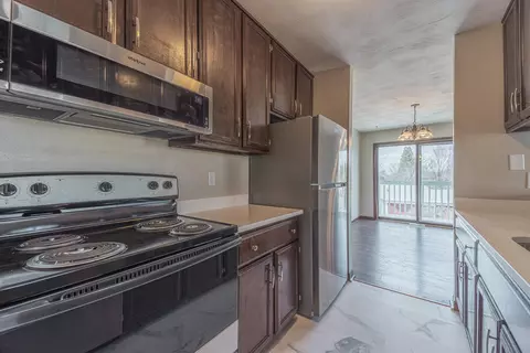 Kitchen - 602 Kiwanis Ct, Freeport, IL 61032 photo 2 of 3