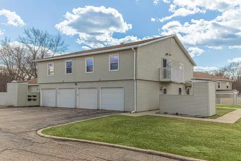 602 Kiwanis Ct, Freeport, IL 61032