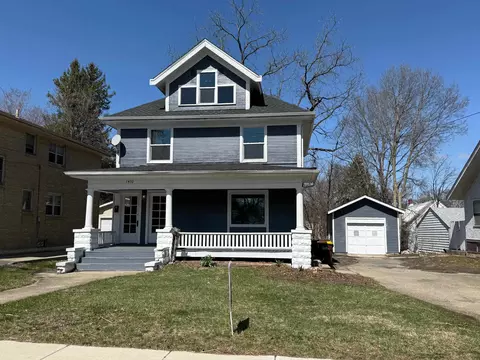 1432 Crosby St, Rockford, IL 61107