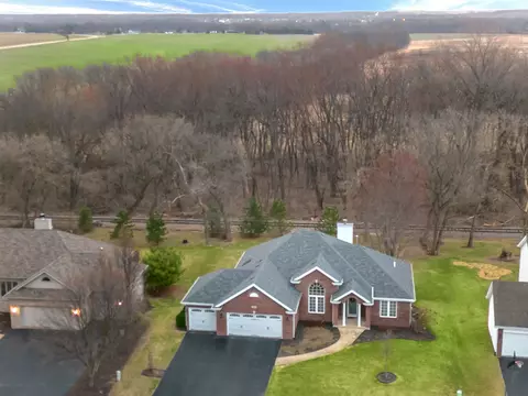View/Area - 9303 River View Trl, Roscoe, IL 61073 photo 3 of 11