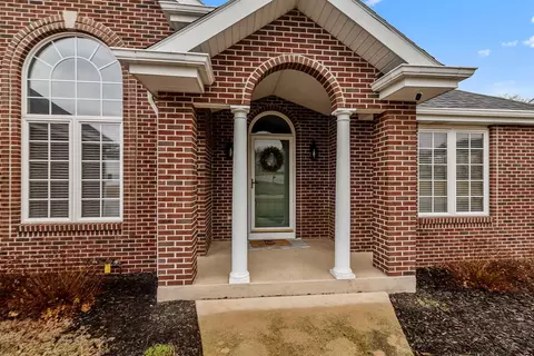 Exterior - 9303 River View Trl, Roscoe, IL 61073 photo 6 of 11