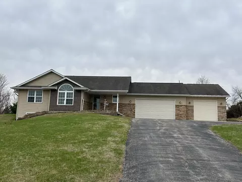 2007 Alfalfa Way, Freeport, IL 61032