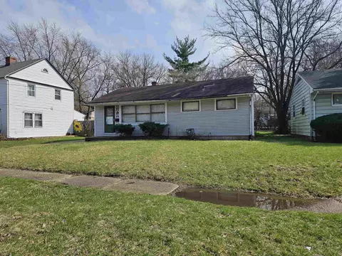 1316 Arthur Ave, Rockford, IL 61101