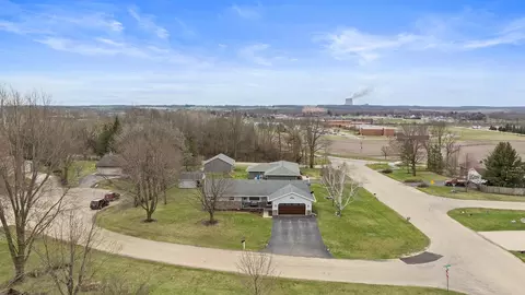 8504 Byron Hills Ct, Byron, IL 61010
