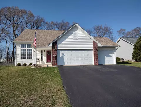 709 Winfield Dr, South Beloit, IL 61080