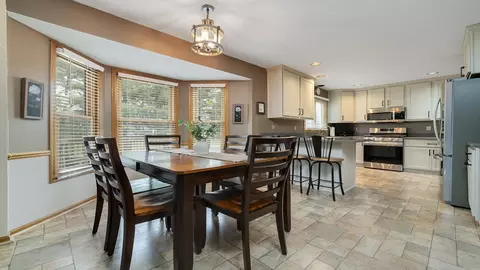 7436 Joy Ln, Roscoe, IL 61073 photo 9